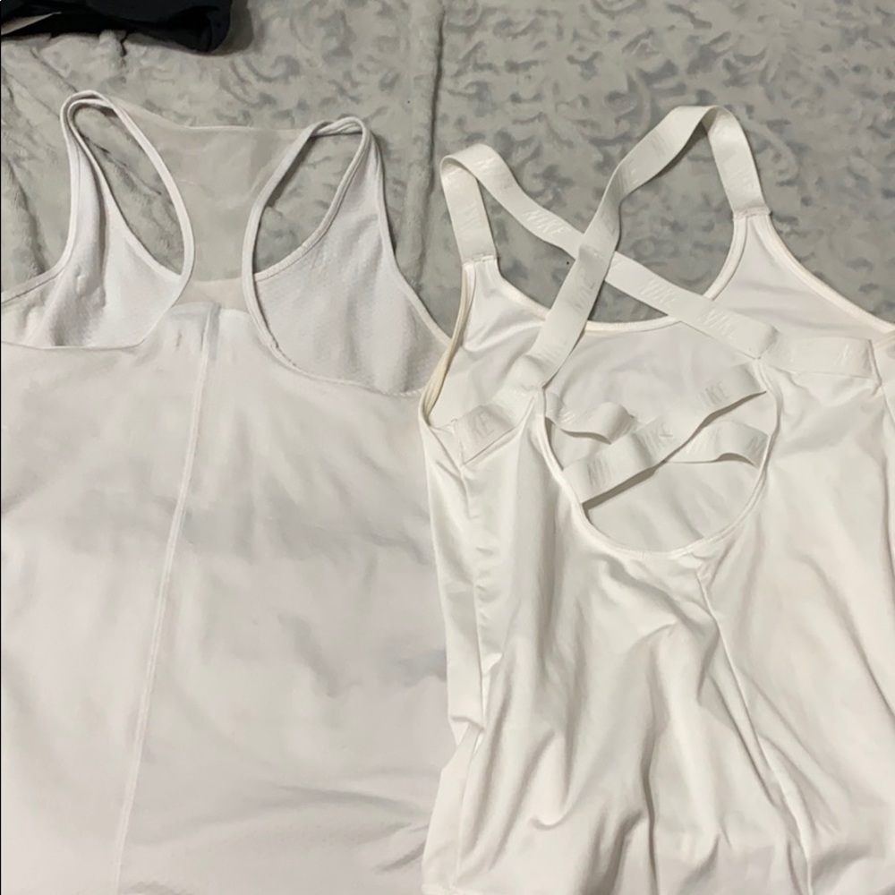 Tank top bundle - Picture 2 of 3